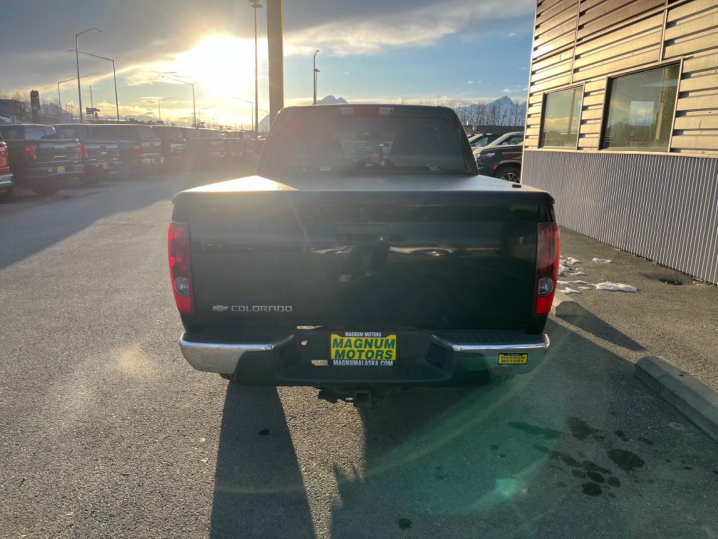 2006 Black /Black Chevrolet Colorado LT1 Crew Cab 4WD (1GCDT136268) with an 3.5L L5 DOHC 20V engine, 4-Speed Automatic Overdrive transmission, located at 1960 Industrial Drive, Wasilla, 99654, (907) 274-2277, 61.573475, -149.400146 - Photo#3